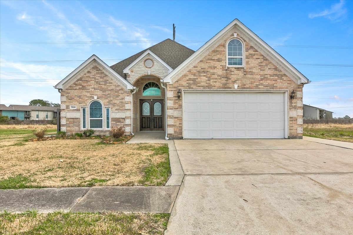 7200 Royal Meadows Street Port Arthur TX 77642