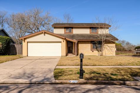 307 Leafwood Circle League City TX 77573