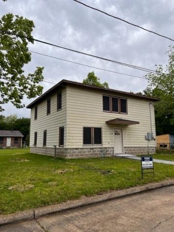 1609 W Humble Street Baytown TX 77520