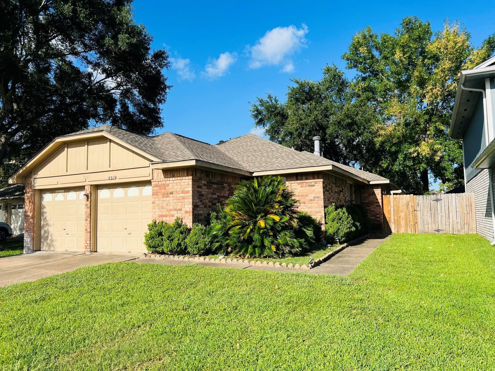 9315 Westacre Place Houston TX 77083