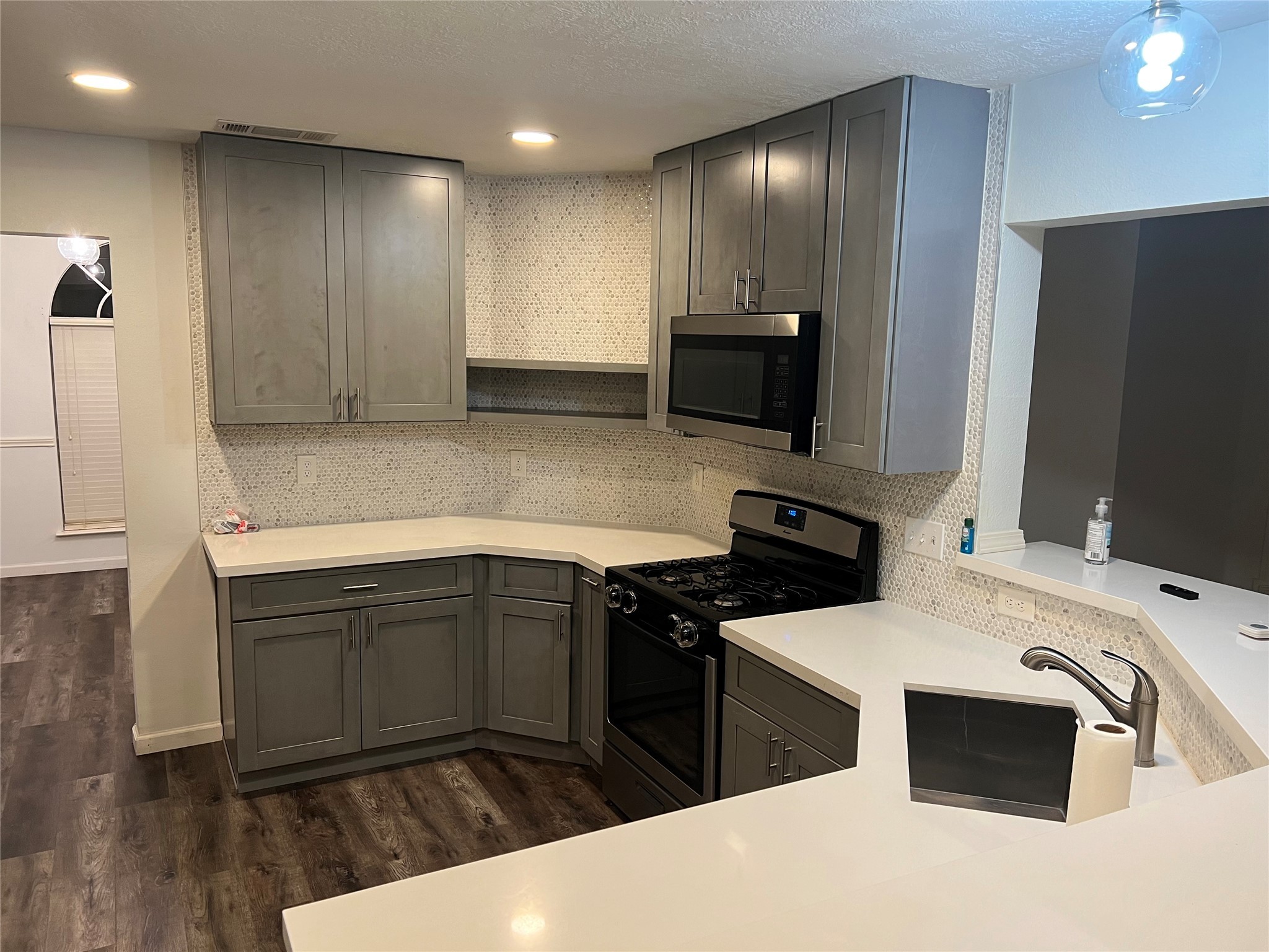 6610 Bayou Crest Drive Houston TX 77088