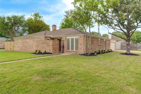 8802 Donys Drive Houston TX 77040