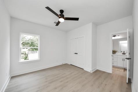 860 Rachel Street Street B Houston TX 77091