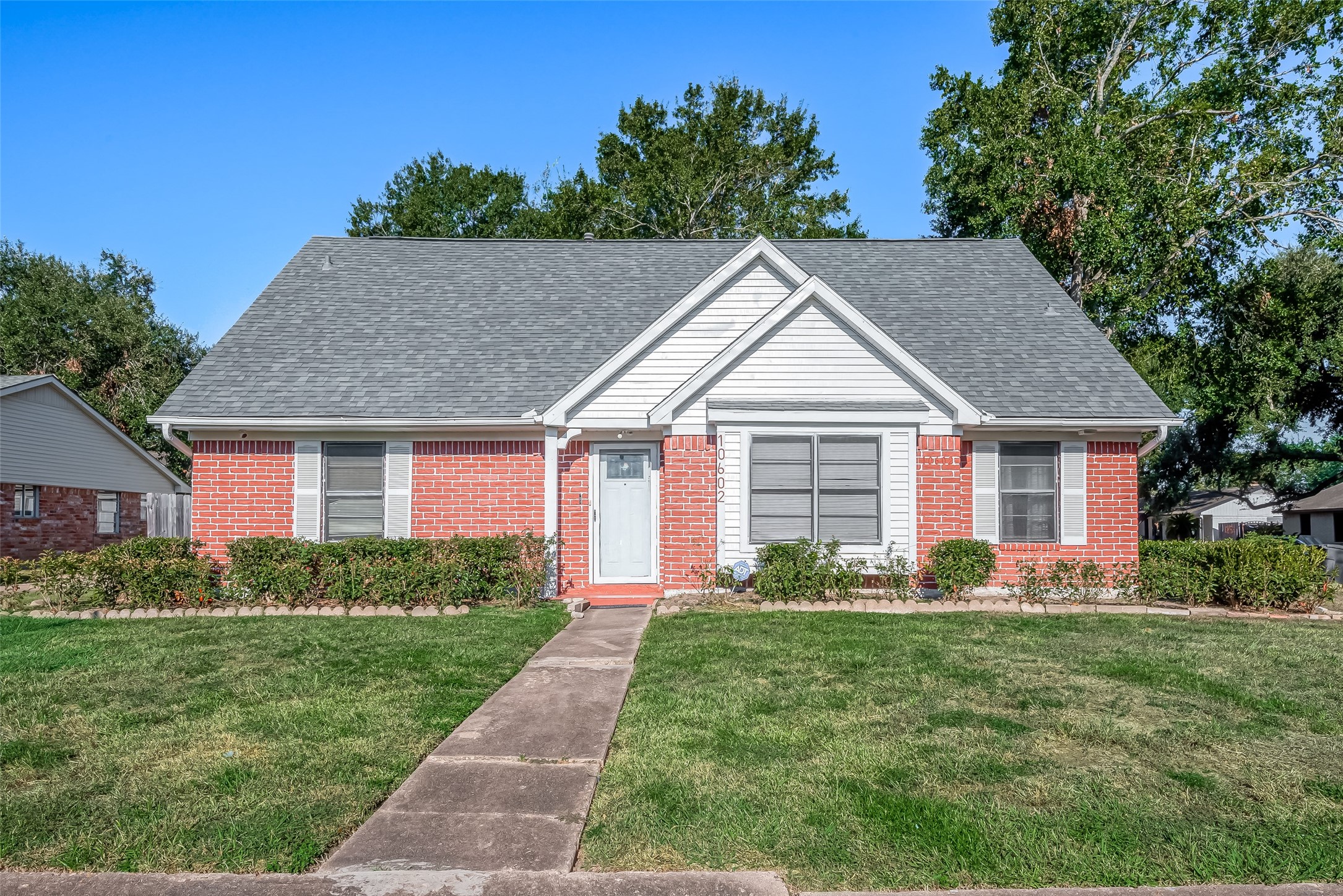 10602 Huntington Dale Drive Houston TX 77099
