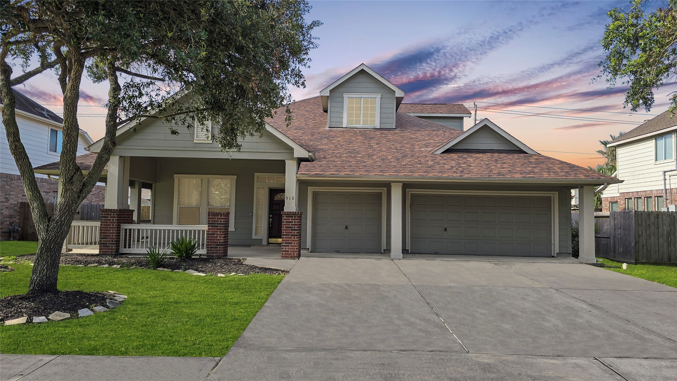918 Mystic Village Lane Seabrook TX 77586