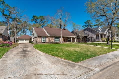10122 Shady River Drive Houston TX 77042