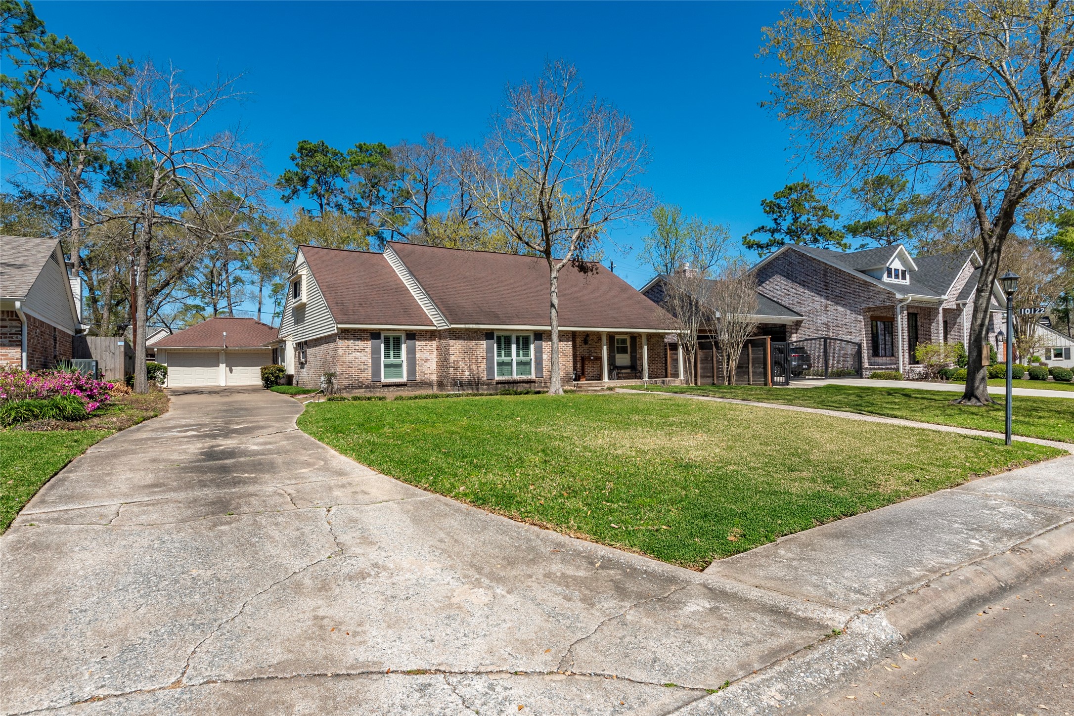 10122 Shady River Drive Houston TX 77042