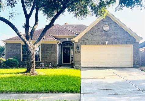 5720 Shady Hollow Court Rosharon TX 77583
