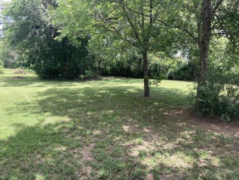 1305 E Goliad Avenue Crockett TX 75835