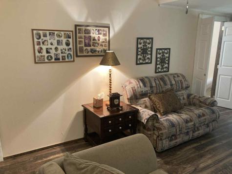 1305 E Goliad Avenue Crockett TX 75835