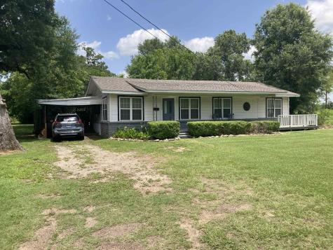 1305 E Goliad Avenue Crockett TX 75835