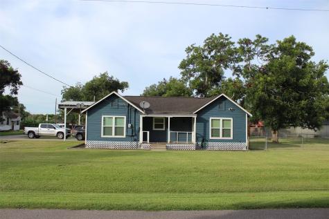308 W Velasco Street Brazoria TX 77422