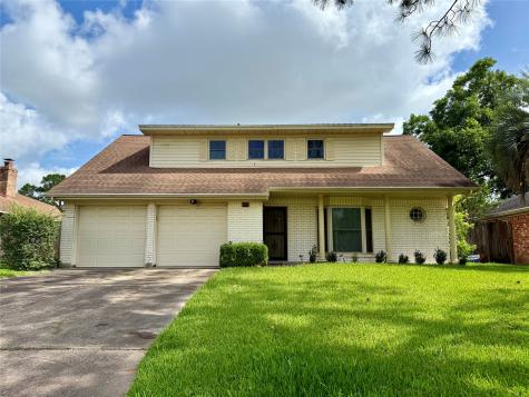 2112 Victoria Court League City TX 77573
