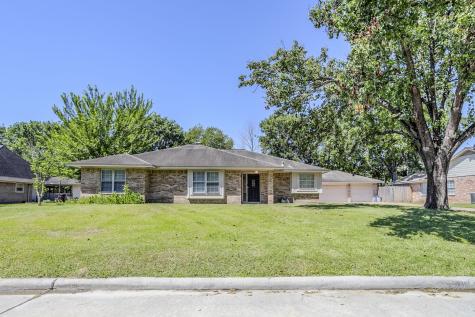 8015 Durklyn Lane Houston TX 77070