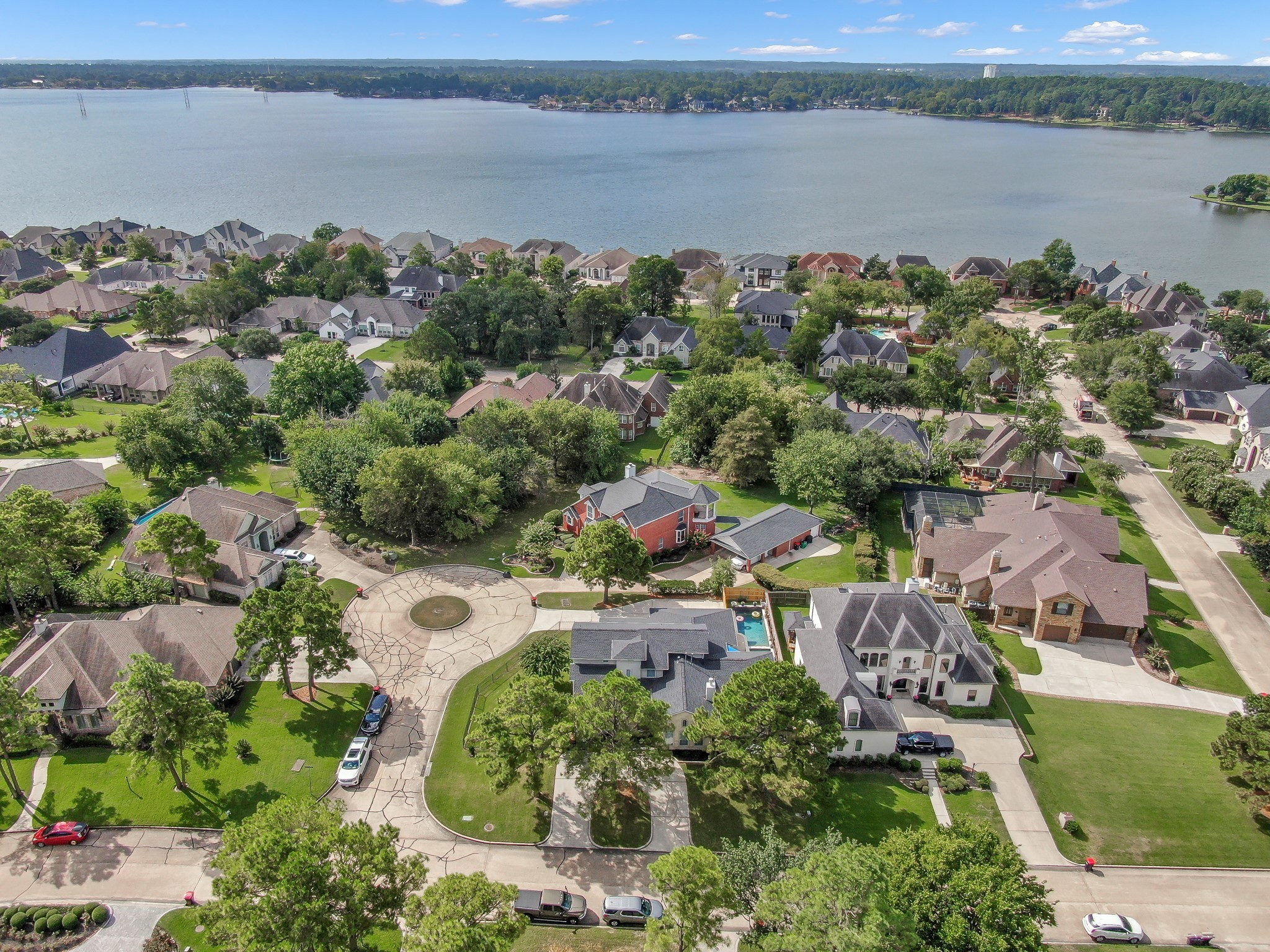 318 Wedgewood Drive Montgomery TX 77356