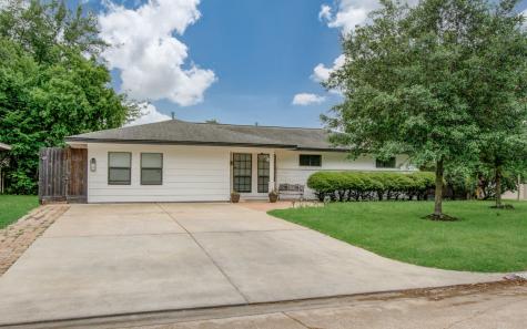 2008 Stillwood Drive Houston TX 77080