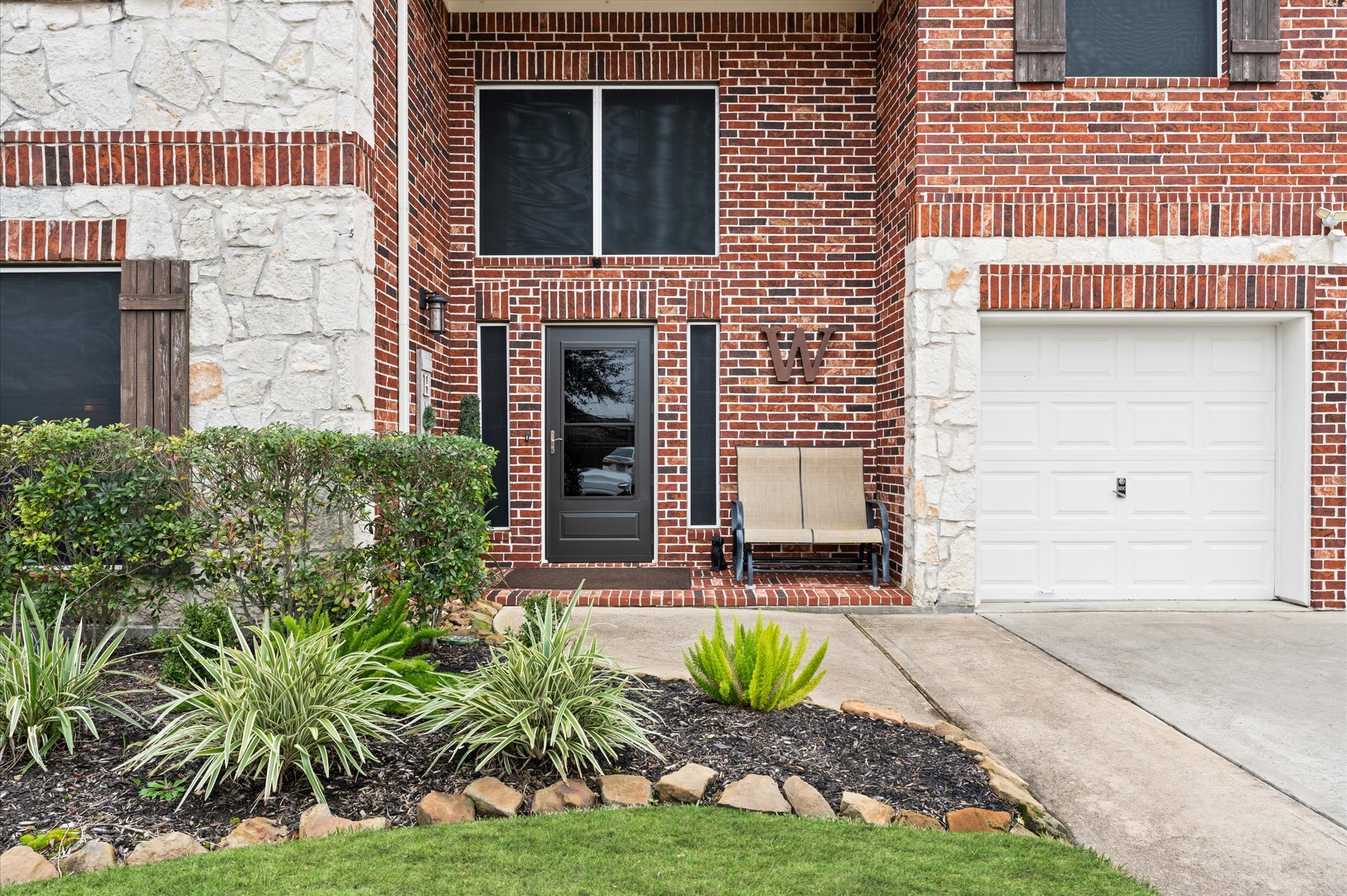 1736 Lake Raven Drive Dickinson TX 77539
