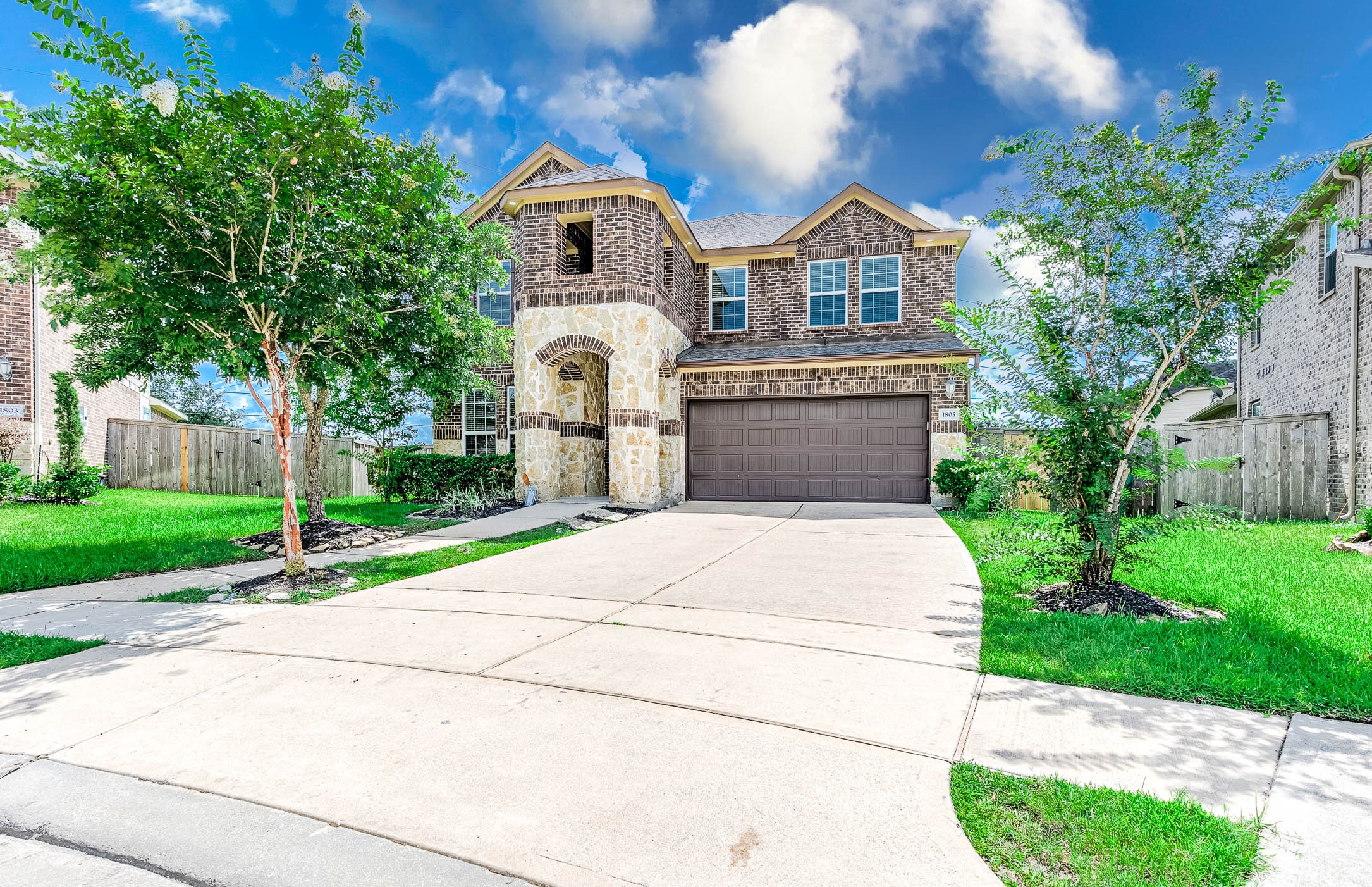 1805 Dry Willow Court Houston TX 77089