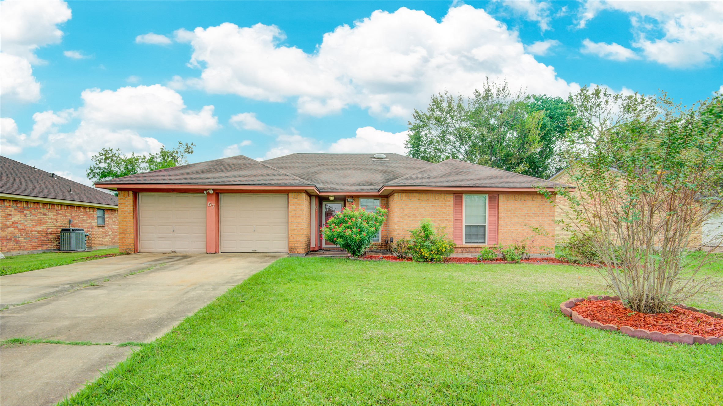 67 Blackgum Court Lake Jackson TX 77566