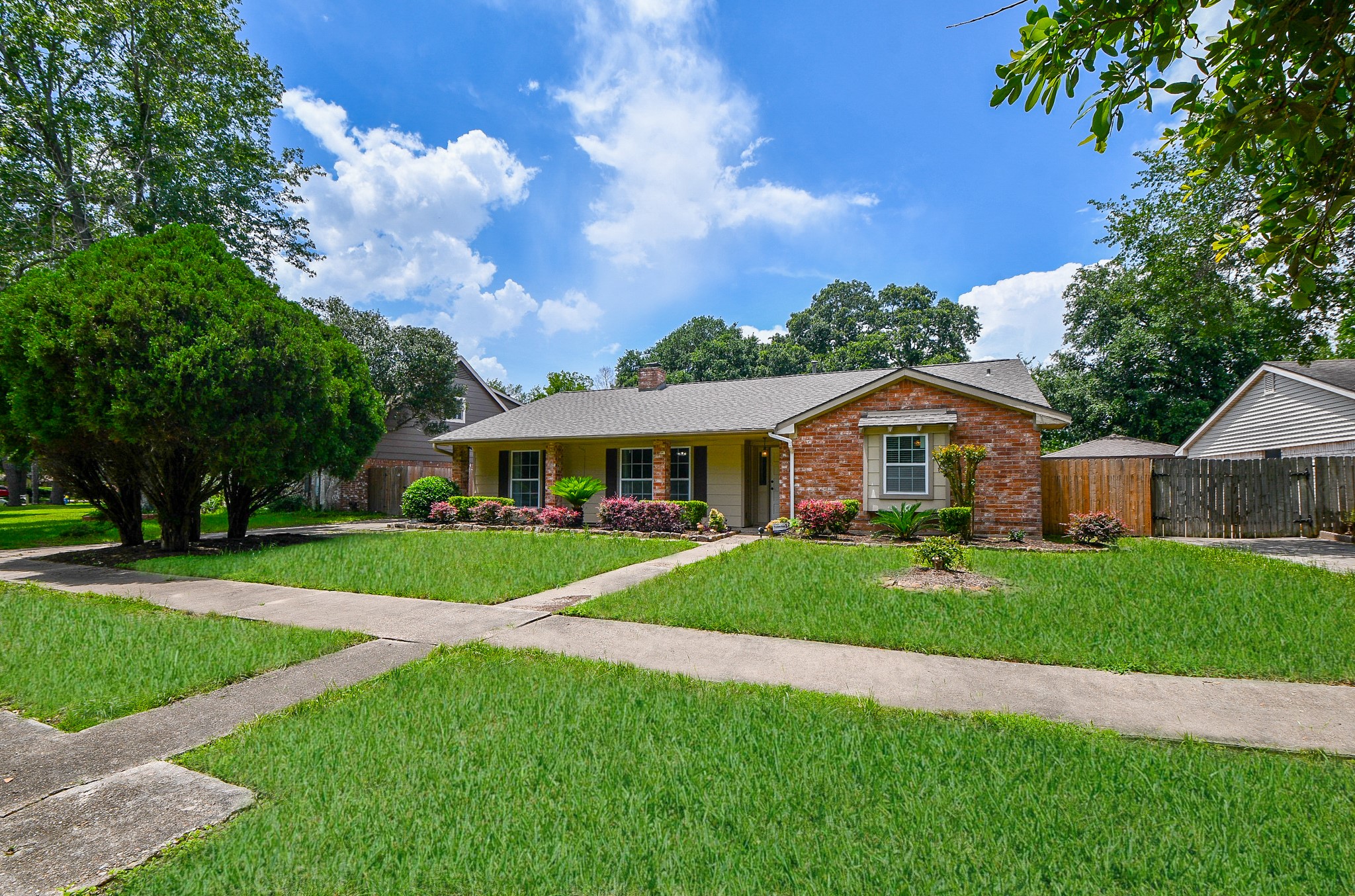 9610 S Petersham Drive Houston TX 77031