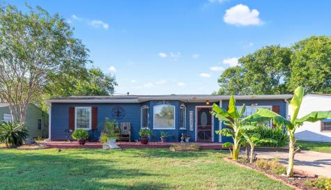 719 W 10th Street Freeport TX 77541