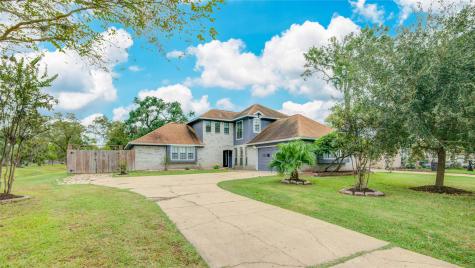 228 Wedgewood Street Lake Jackson TX 77566