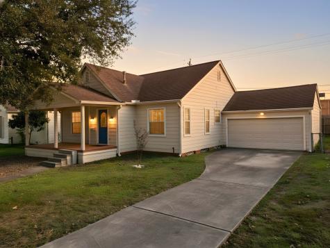7450 Magnolia Street Houston TX 77023