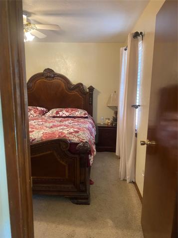 902 S Holly Avenue Cleveland TX 77327