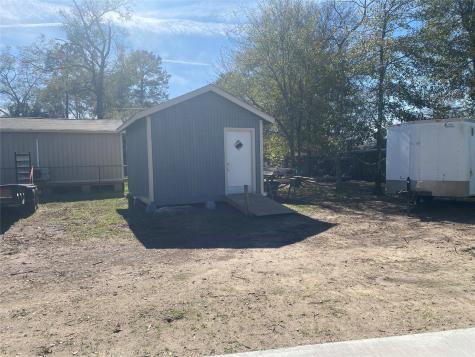 902 S Holly Avenue Cleveland TX 77327