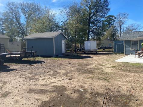 902 S Holly Avenue Cleveland TX 77327