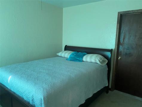 902 S Holly Avenue Cleveland TX 77327