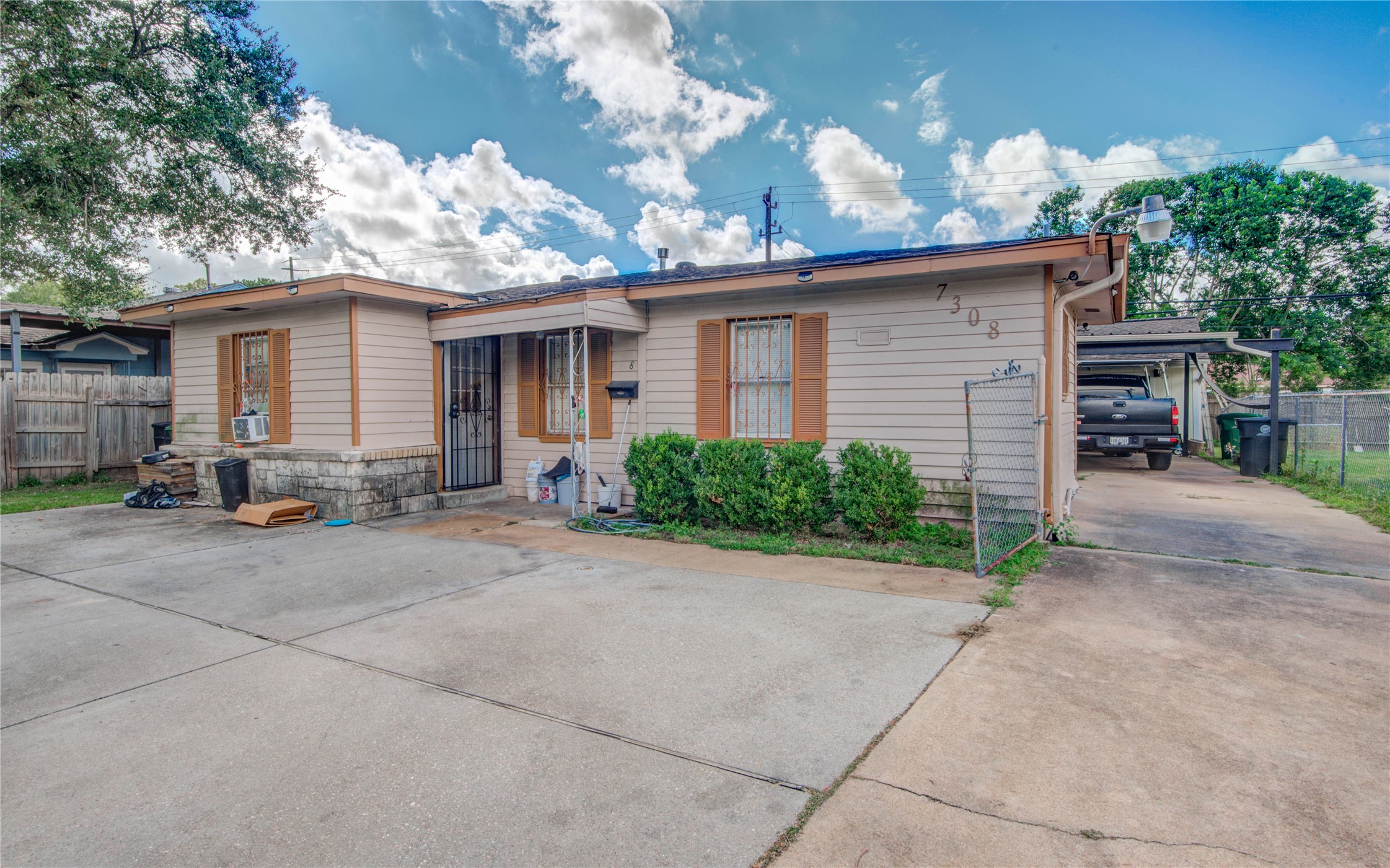 7308 La Paseo Street Houston TX 77087