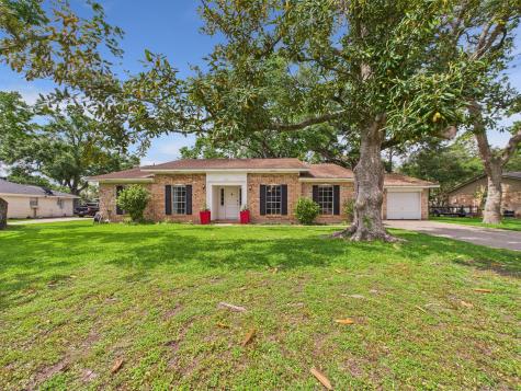 244 Narcissus Street Lake Jackson TX 77566