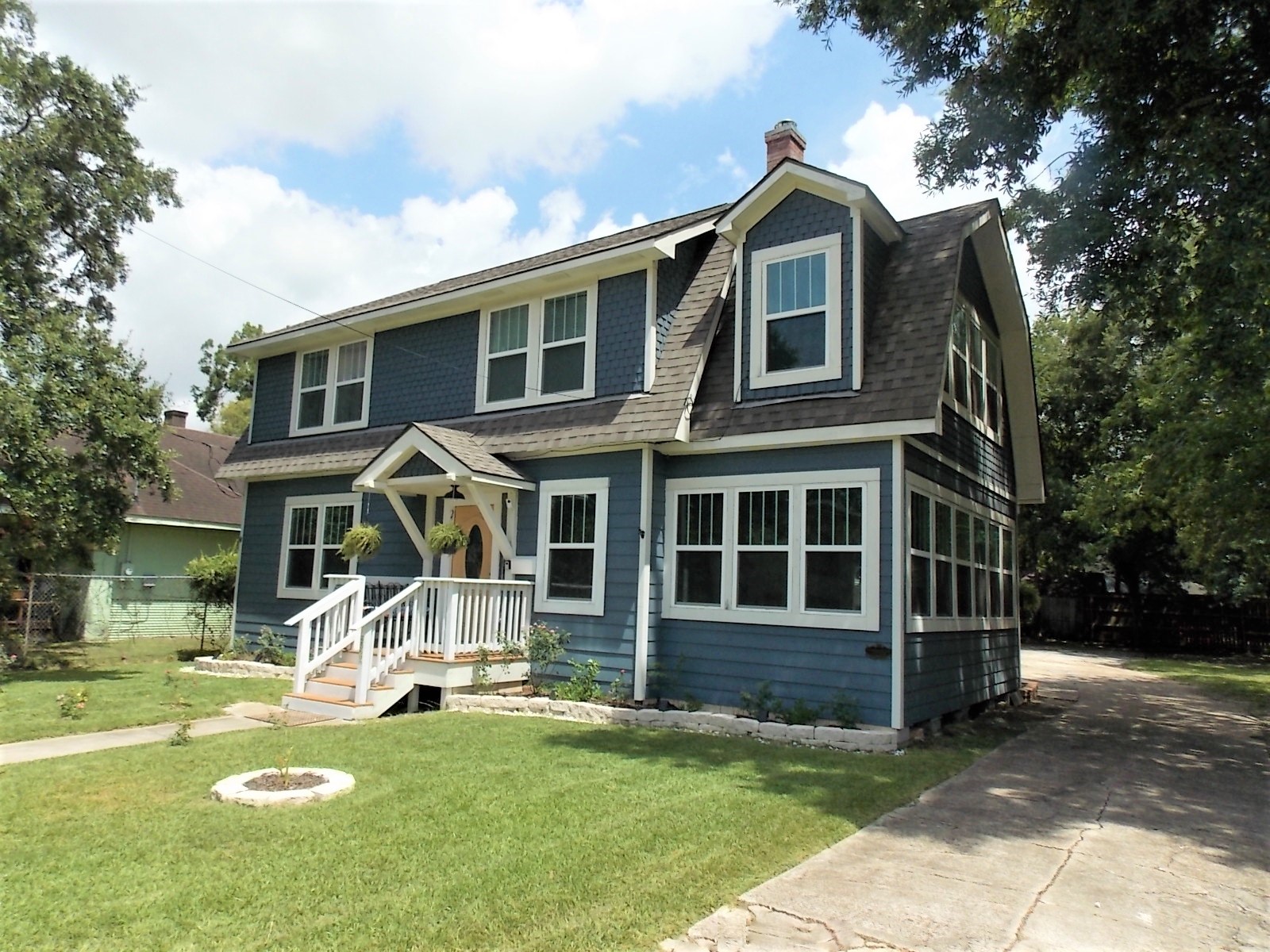 2360 Liberty Street Beaumont TX 77702
