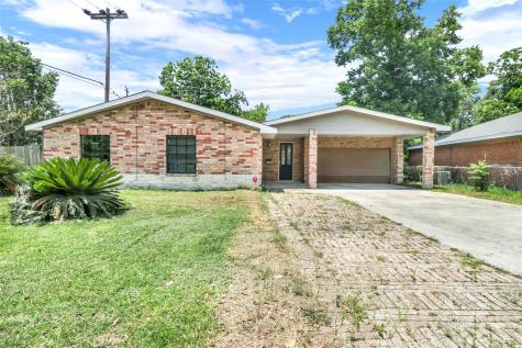 12218 Hillcroft Street Houston TX 77035