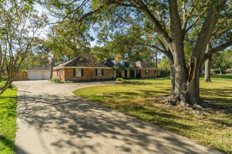 410 Lakeshore Drive El Lago TX 77586