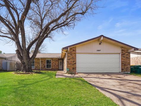5647 Hardwood Forest Drive Houston TX 77088