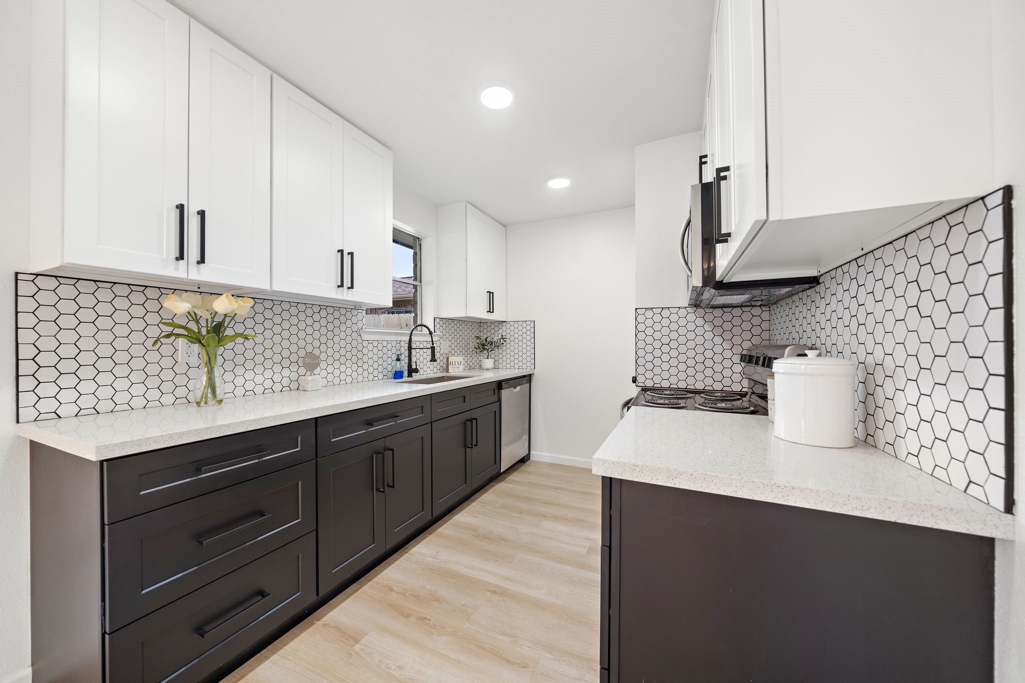 811 Hollycrest Drive Channelview TX 77530