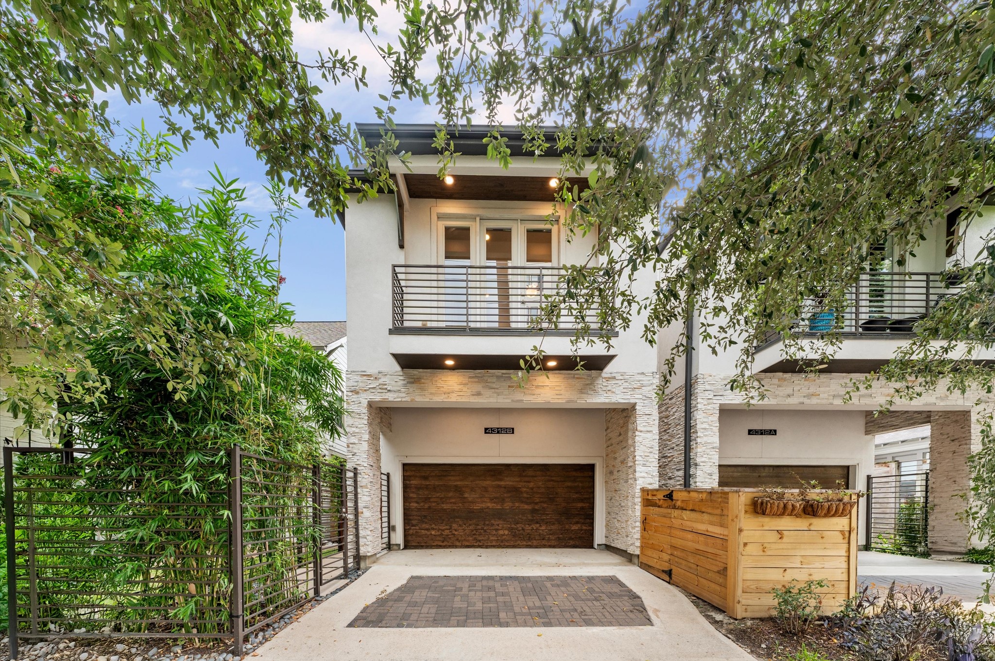 4312 Stanford Street B Houston TX 77006