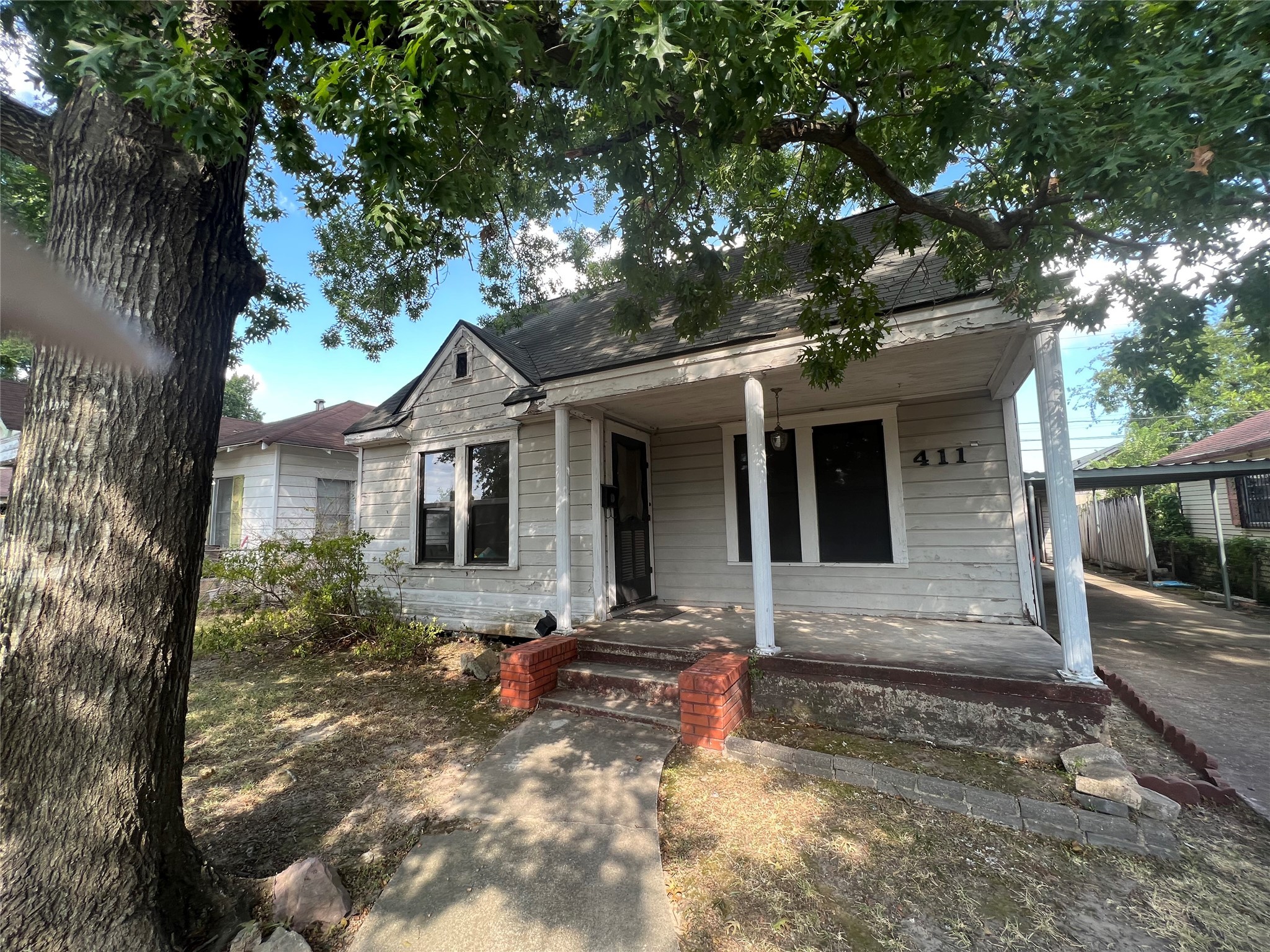 411 S 72nd Street Houston TX 77011