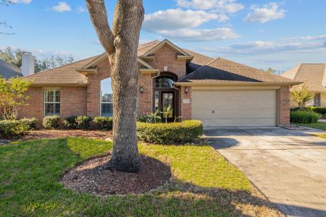2354 Windy Cove Court League City TX 77573