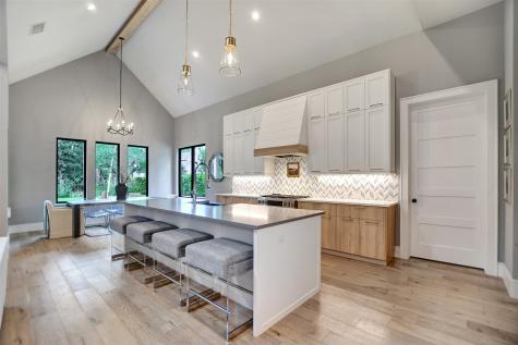 411 N Copa Palm Loop Montgomery TX 77316