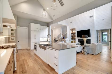 411 N Copa Palm Loop Montgomery TX 77316