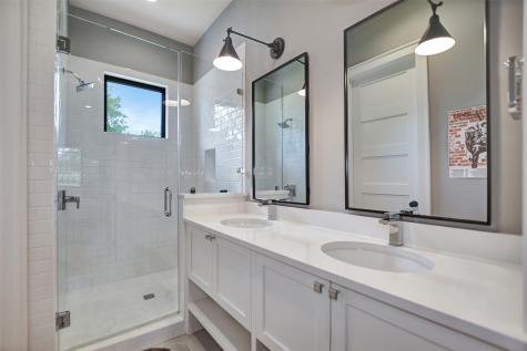 411 N Copa Palm Loop Montgomery TX 77316