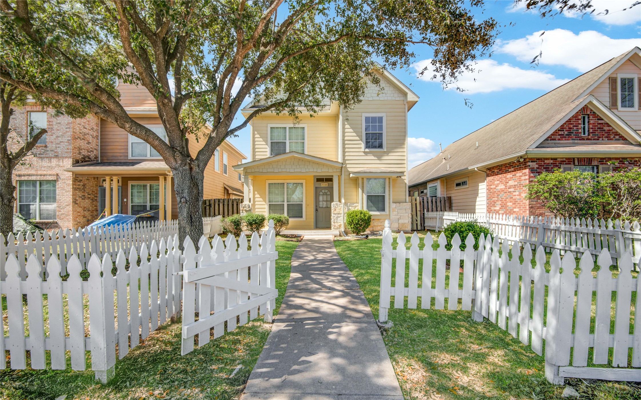 7118 Sun Village Drive Houston TX 77083