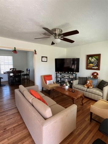 208 Oddo Street Houston TX 77022