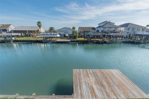 1216 Sailfish Street Bayou Vista TX 77563