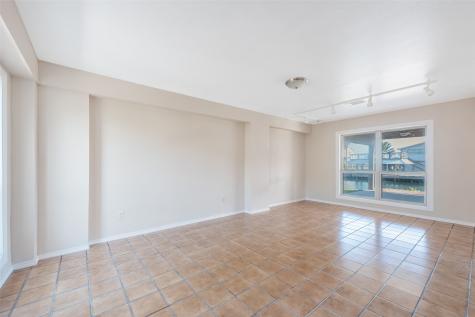 1216 Sailfish Street Bayou Vista TX 77563