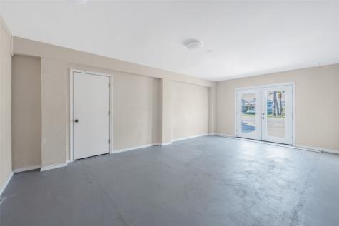 1216 Sailfish Street Bayou Vista TX 77563