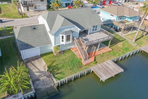 1216 Sailfish Street Bayou Vista TX 77563